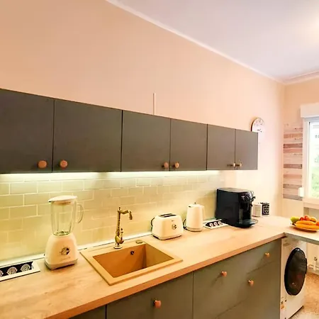 Lovely Alps On Alpe Adria Bike Trail דירה